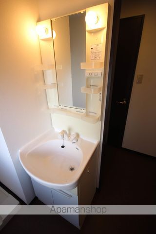 グランドポレストーネ鶴見の内装写真