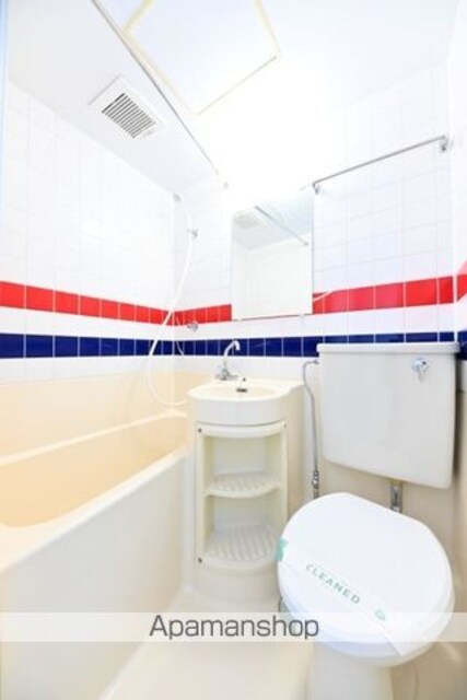 トップ三軒茶屋第４[1R/15.94m2]のバス