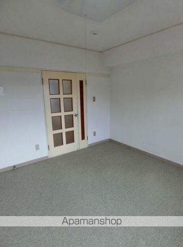 住和高倉マンションの内装写真
