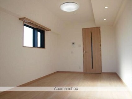 ルーブル三軒茶屋参番館[1K/25.65m2]のリビング・居間2