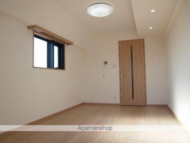 ルーブル三軒茶屋参番館[1K/25.65m2]のリビング・居間2