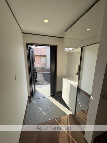 練馬区 2階建 築3年の内装写真