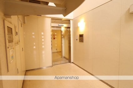 Ａｍｅｎｉｔｙ　Ｃｏｕｒｔ[1K/30.53m2]のエントランス
