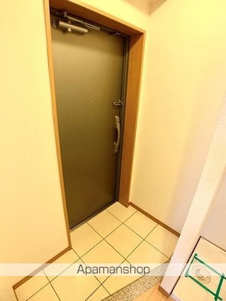 ドゥーエ西大島[1R/20.52m2]の玄関