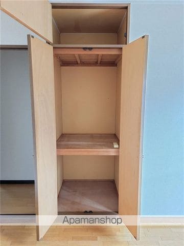 ハイツ麹屋 Iの内装写真
