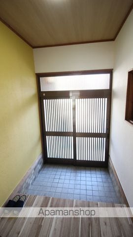 近鉄南大阪線 浮孔駅 徒歩12分 2階建 築45年の内装写真