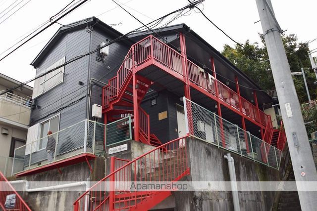 クロノス秦野の外観写真