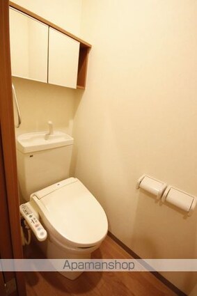 クラージュ（中新田）[1LDK/33.05m2]のトイレ