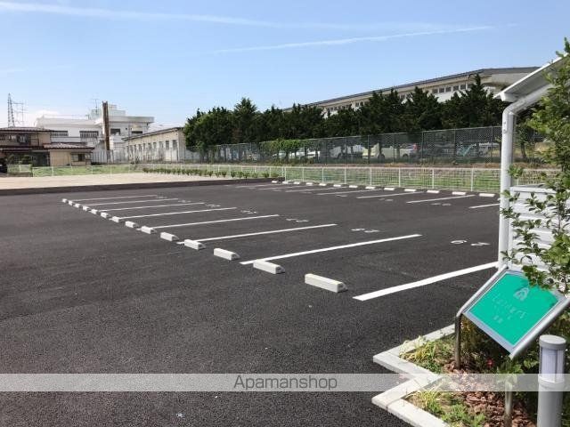 ラトゥールVのその他写真