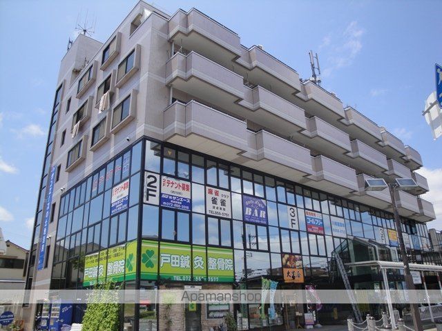 エステル津田