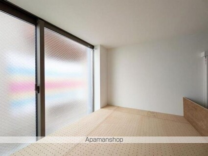 仙川アパートメント[1R/18.87m2]の玄関