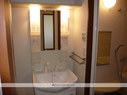 サンシャイン八戸[2LDK/58.5m2]の収納