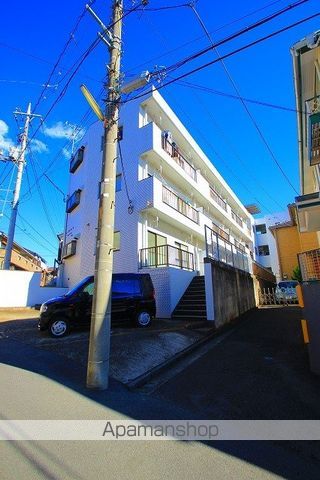 ノーブルハイツIの玄関写真