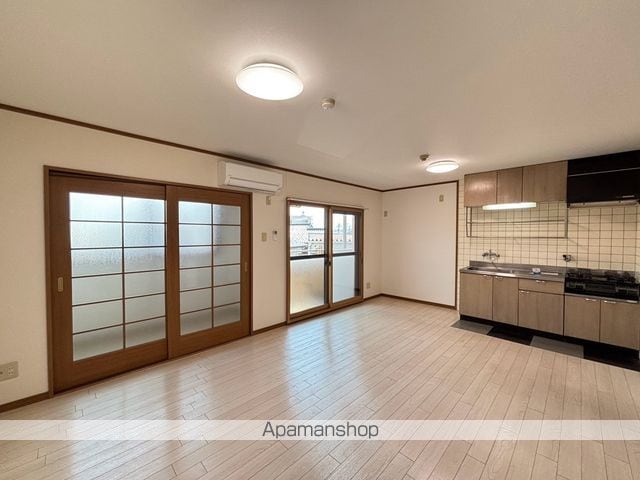 ボヌール三ツ屋の内装写真