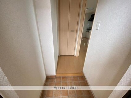 ミルト仏生山Ａ[1LDK/37.76m2]の玄関