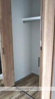 根本ビル[1R/26m2]の収納