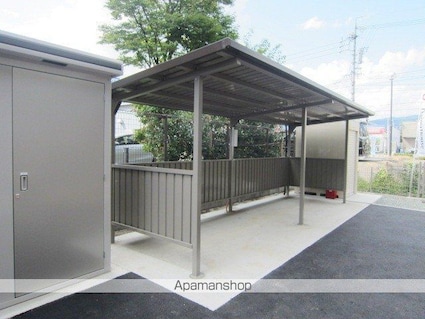 ハイランドテラス西和田[2LDK/56.54m2]の共用部1