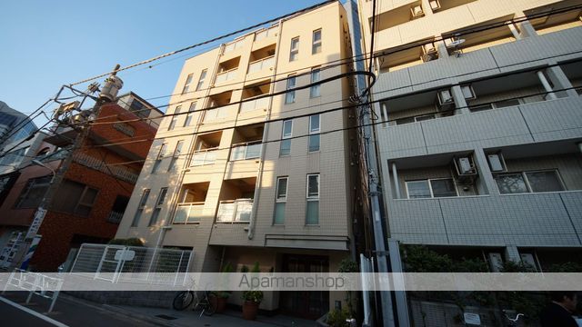 ミオカステーロ代々木の外観写真