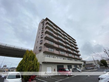 Ｃｒｅｓｔ　ＣｏｕｒｔＫ２[2LDK/66m2]の外観2