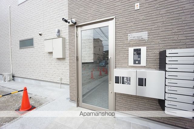 アート茨木の玄関写真