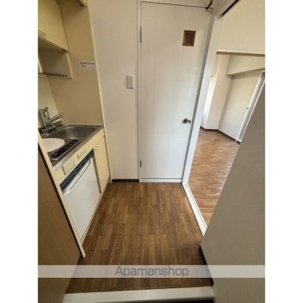 第三貞和ビル（ダイサンテイワビル）[1DK/24.9m2]の玄関