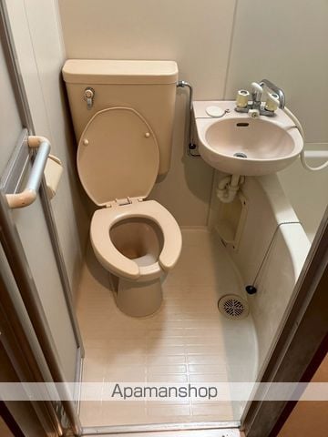 リバティ丸之内の内装写真