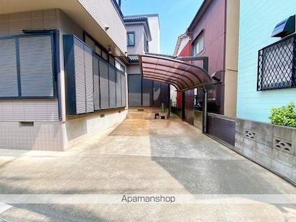 柳島町戸建[5SLDK/119.53m2]の駐車場