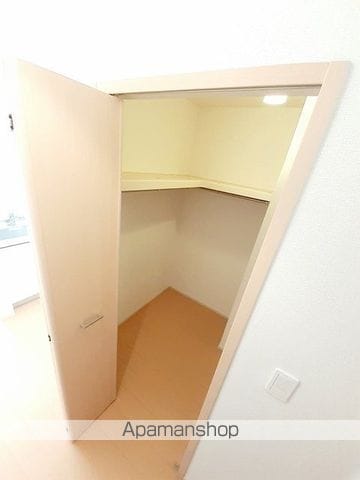 エクラ ツーの内装写真