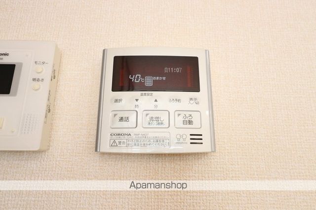 ジヴェルニー 003の内装写真
