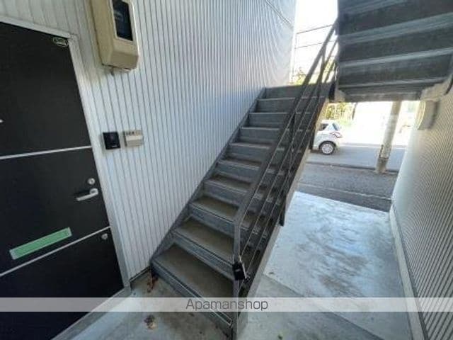 L COLLECTION 青陵前の玄関写真