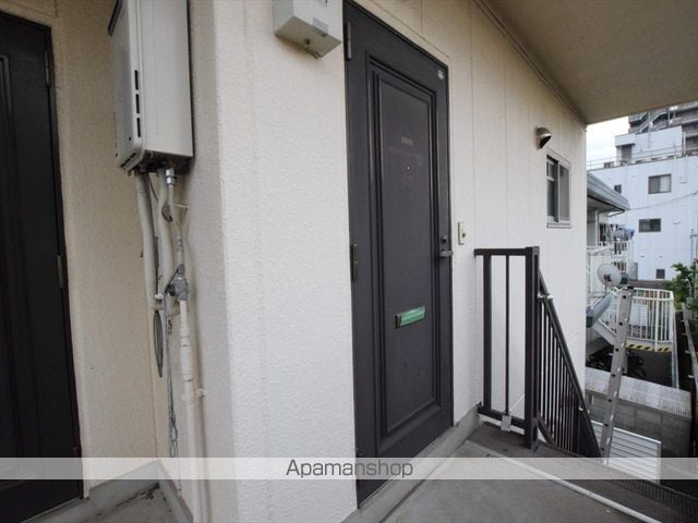 米屋ハイツの玄関写真