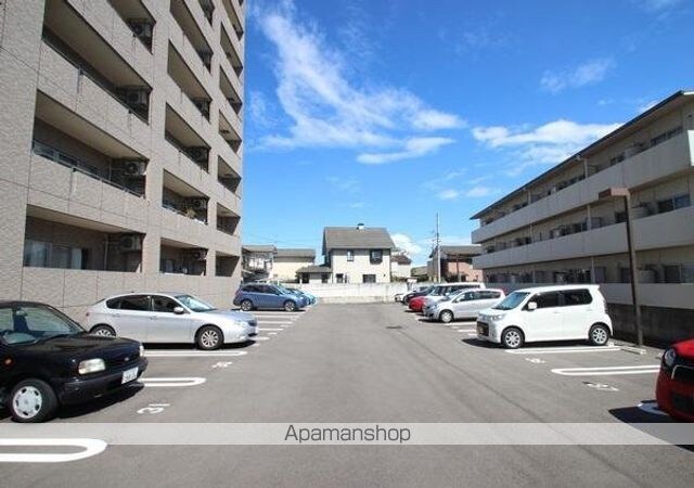 香川県高松市元山町[2SLDK/70.67m2]の駐車場