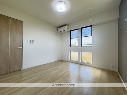 レガリア[1LDK/83.58m2]の内装5