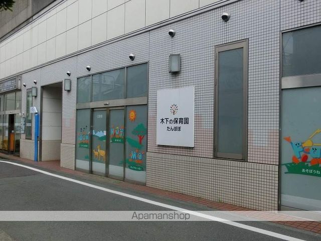 アーバン・ドヌールの周辺写真