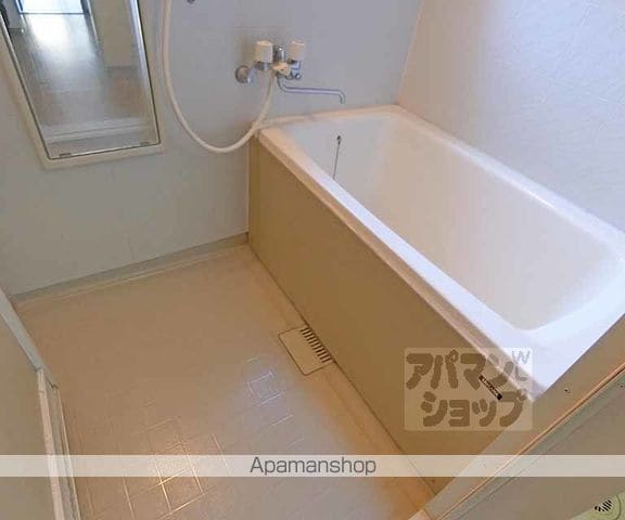 ピアレス千本の内装写真