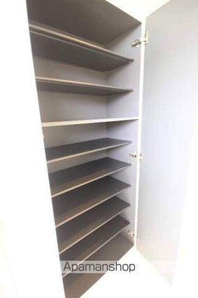 リブリ・ＳＫＹ’Ｓ　ＴＨＥ　ＬＩＭＩＴ[1LDK/40.99m2]の内装3