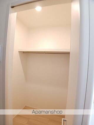 ライツハウスＥ[1K/33.2m2]の収納