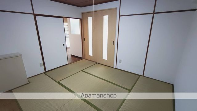 あやめ池ハイツA棟の内装写真