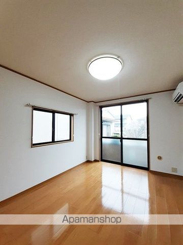 メゾンクレールの内装写真