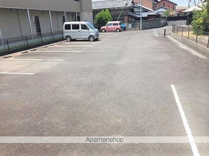 レオパレスＫｉｍｉｅ[1K/20.28m2]の駐車場