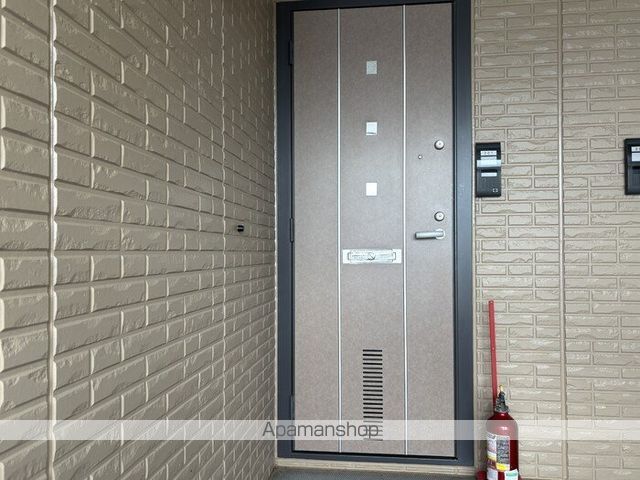 セレーヌスの玄関写真