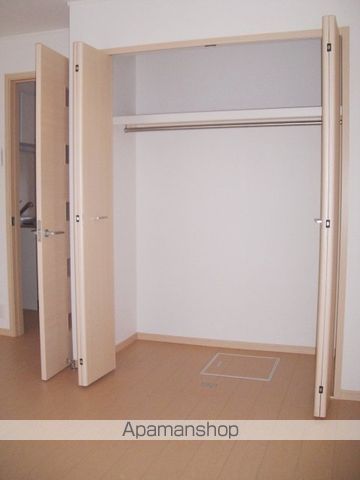 エルミ ガーデンの内装写真
