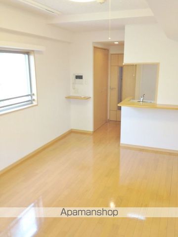 マリオン新宿河田の内装写真