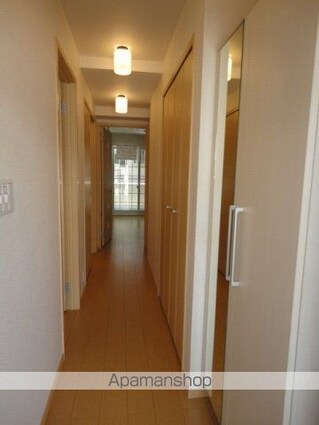 ハピネス中ノ島[1LDK/45.06m2]の玄関