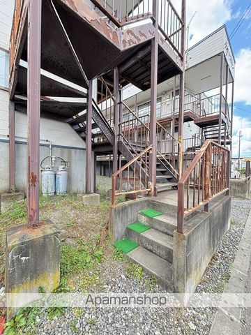 ハイツたてわきIの玄関写真