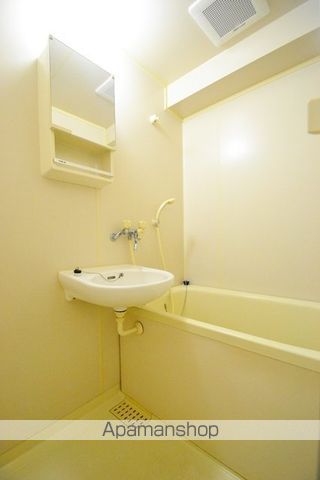 WELCOME舟入の内装写真