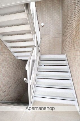 東京都昭島市宮沢町１丁目[1LDK/33.39m2]の共用部7