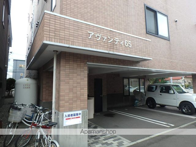 アヴァンティ65の玄関写真
