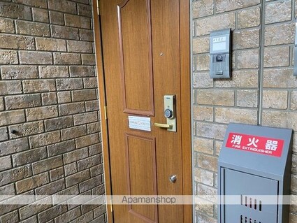 ブロケードリバー　Ａ[2LDK/53.48m2]のエントランス