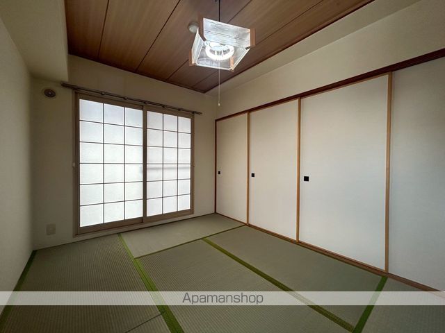ライオンズマンション旭ヶ丘中央の内装写真